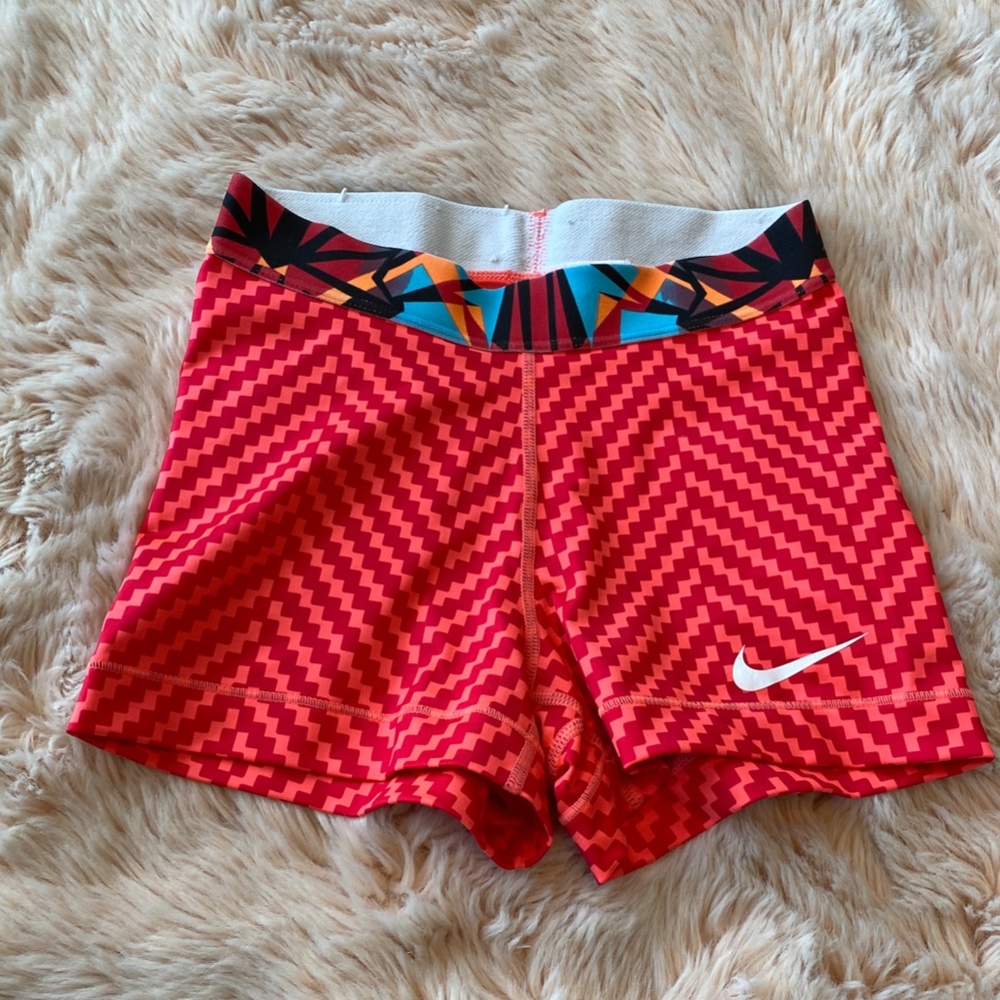 Red Orange Nike Pro Shorts red soft fabric Dry fit